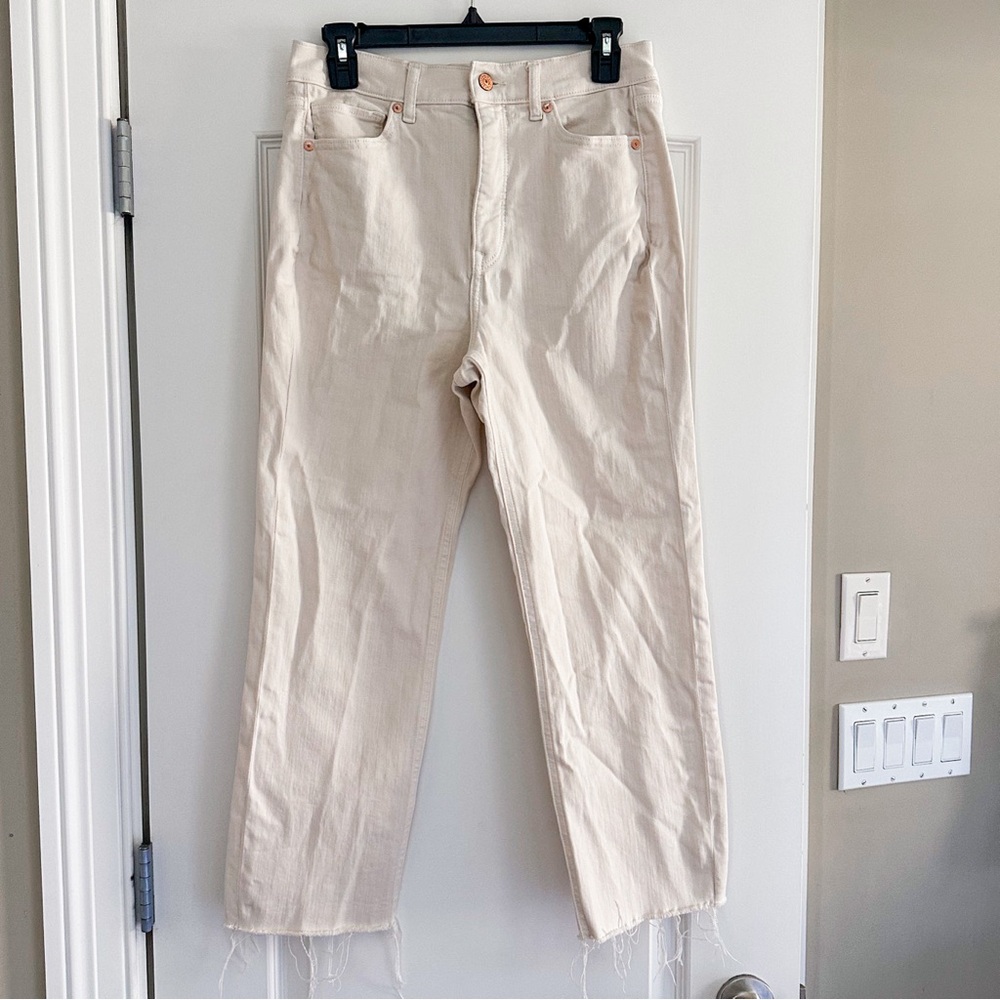 ✨4/$20 Express Super High Rise Crop Jeans